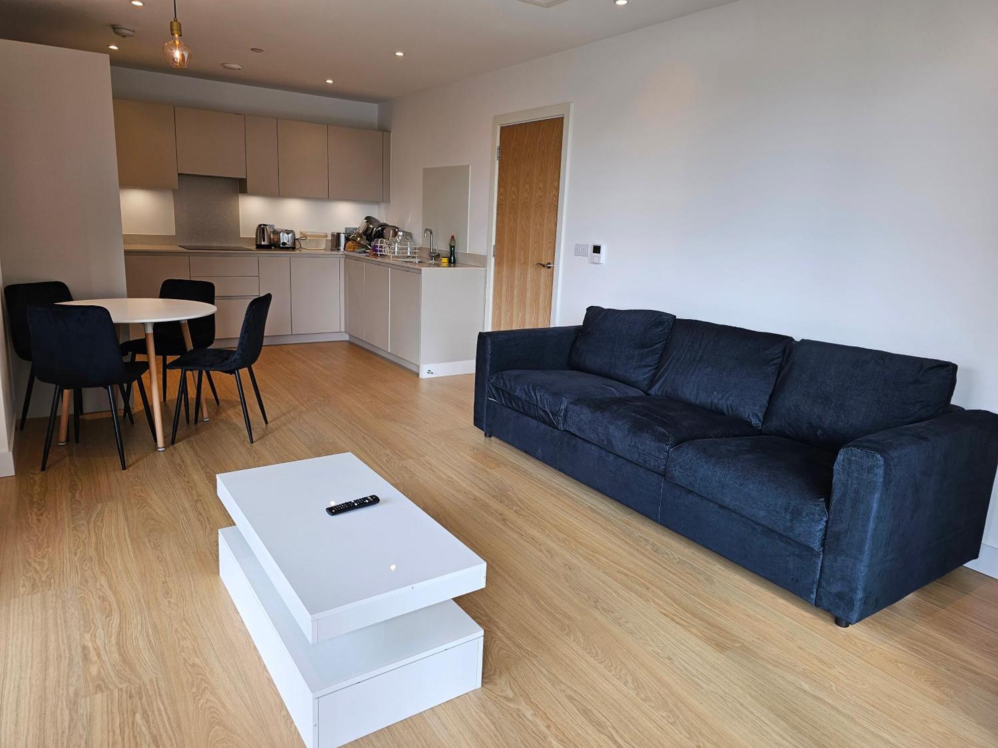 Santina Apartments Croydon Exterior photo